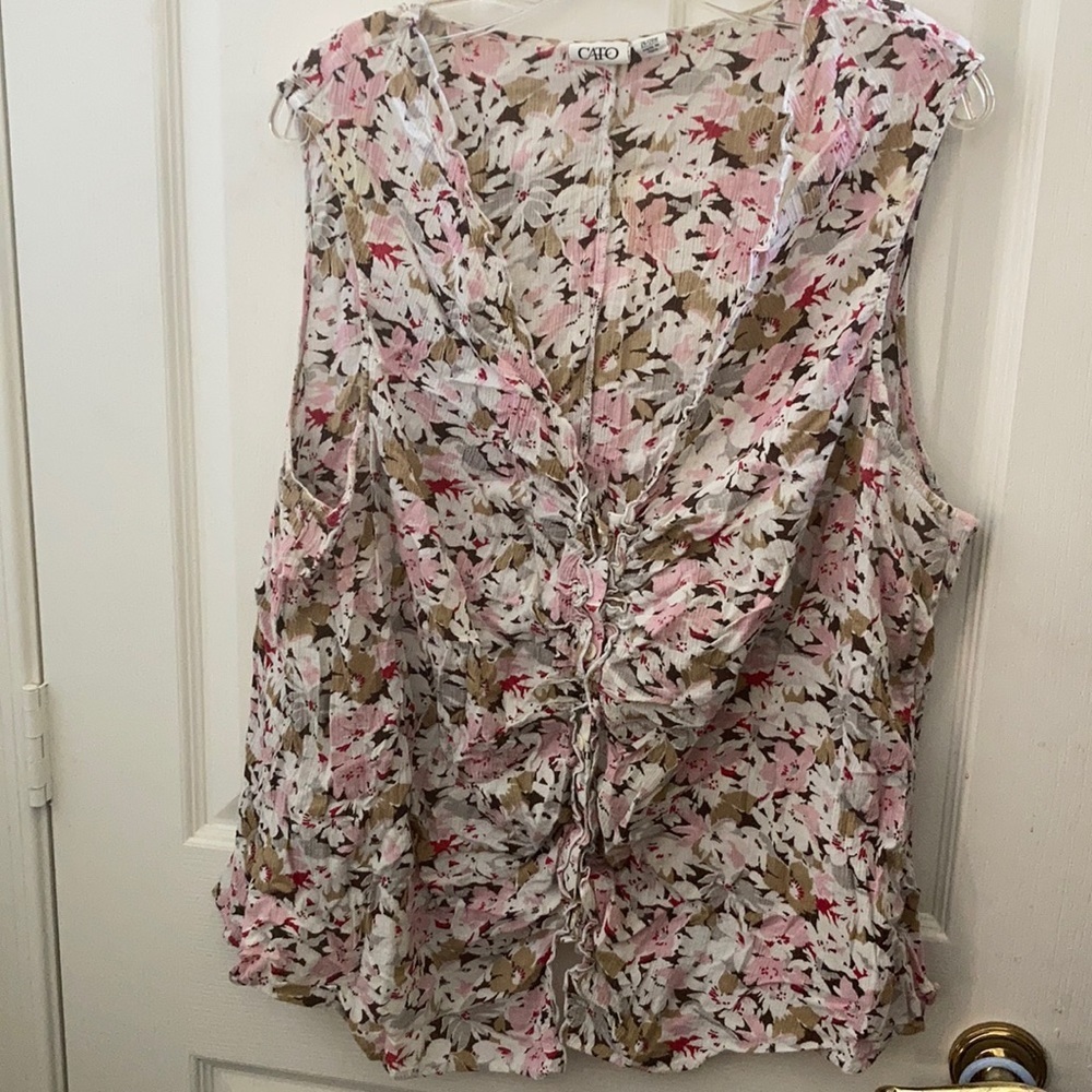 FINAL MARKDOWN Ladies Cato blouse 26/28w